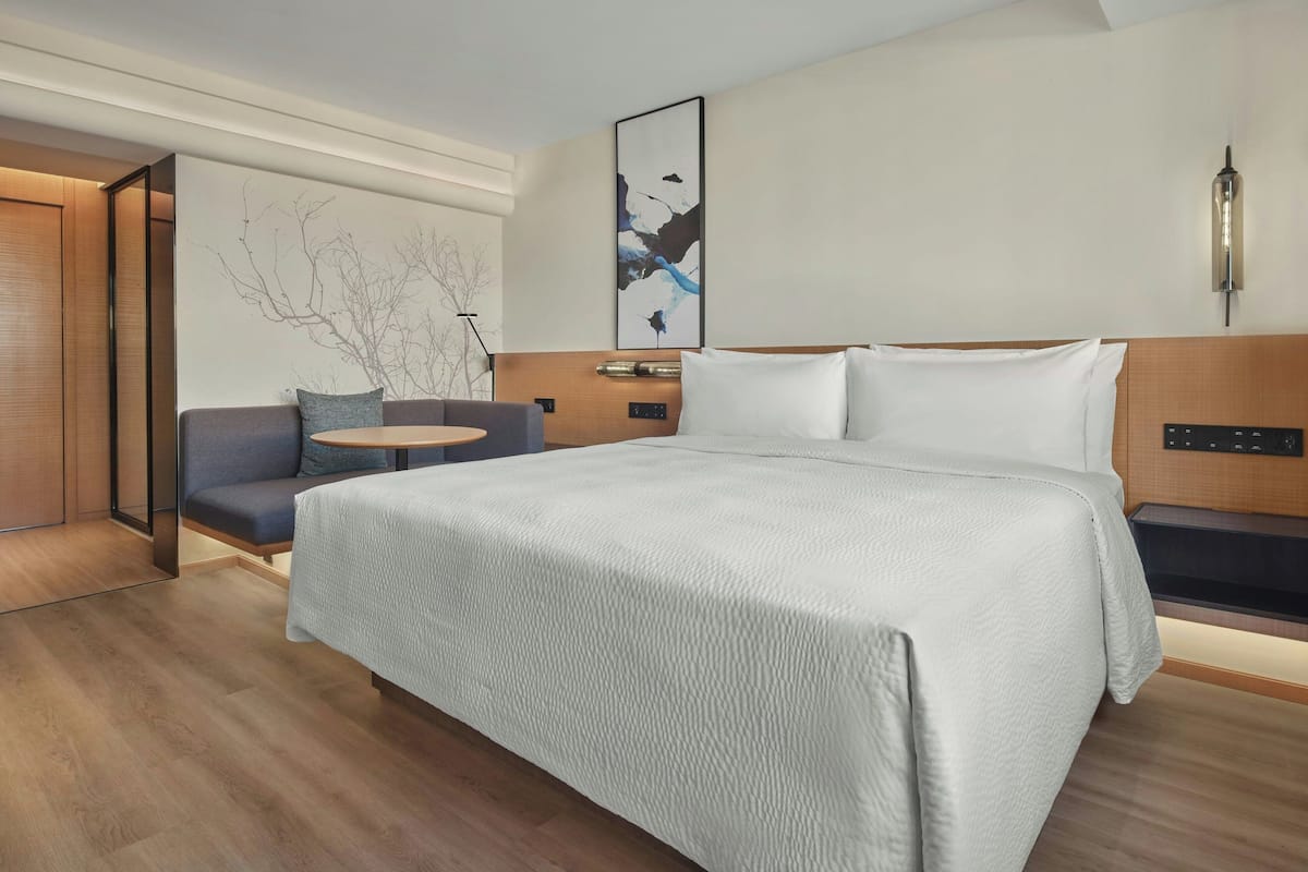 Chambre « Premier », 1 très grand lit (View)
