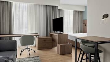 Studio Suite, 1 King Bed