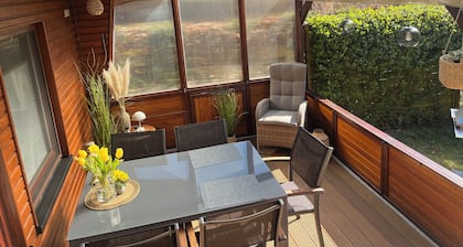 Cozy wooden house on Fleesensee near the harbor (renovated in 2025/26)