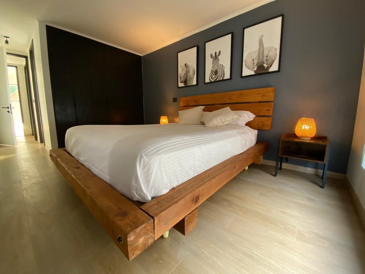 Iron/ironing board, free WiFi