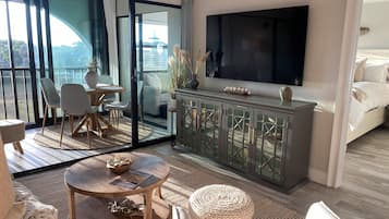 Strykejern/-brett, internettilgang og sengetøy