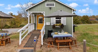 Charming Tiny House on the Farm