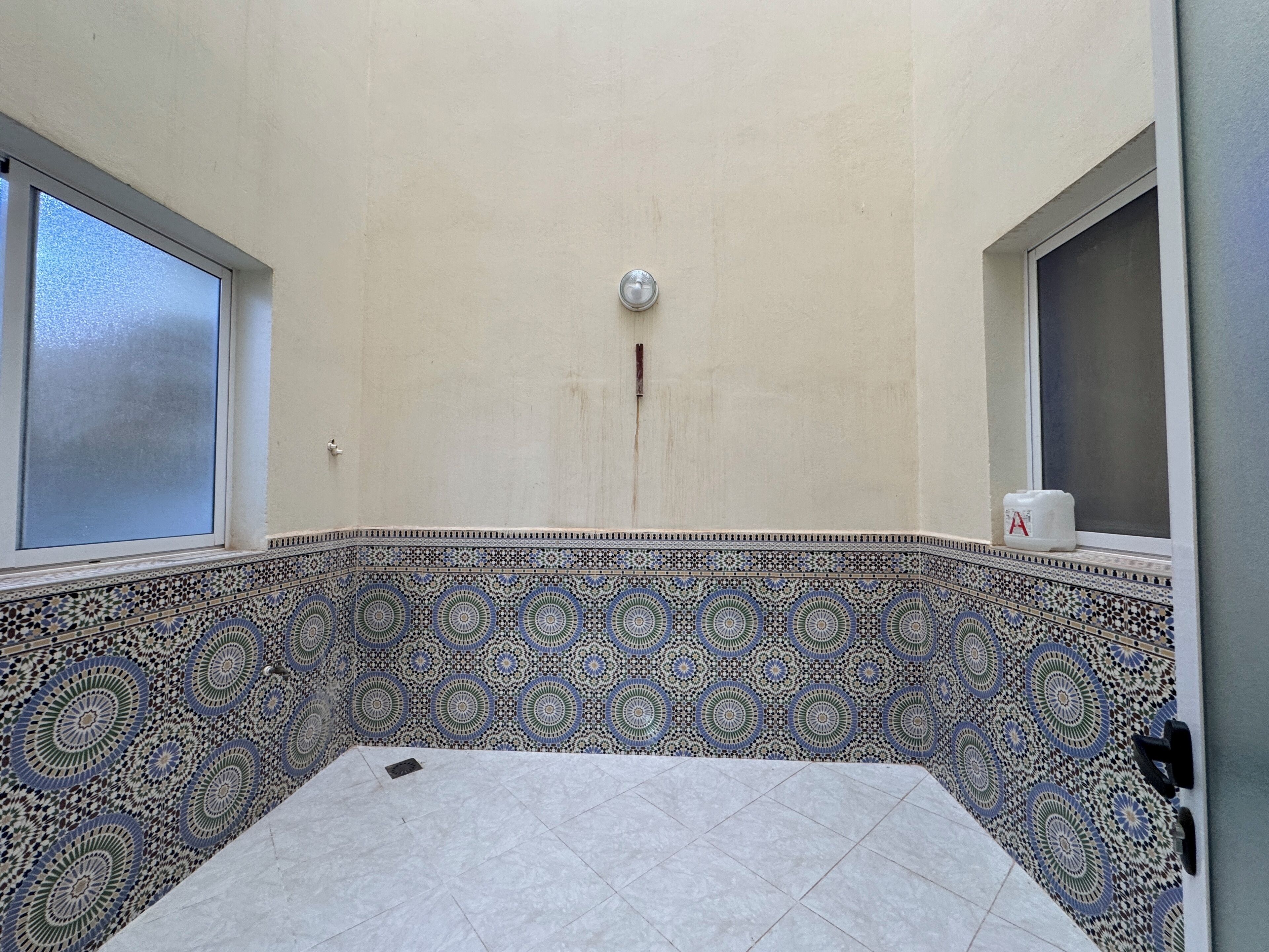 Bidet, Seife, Toilettenpapier