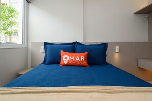 3 Schlafzimmer, Schreibtisch