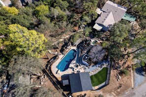 Exterior - Prime Sequoia Stay: Pool • Hot Tub • Sauna • Views (Three Rivers)