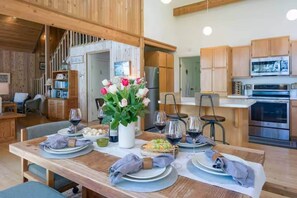 Dining - Peaceful Forest Retreat w/ Water Views, beach access & Wood burning fireplace! (San Juan County)