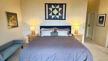 3 bedrooms, iron/ironing board, travel cot, free WiFi