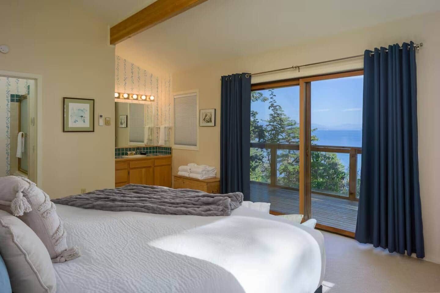 3 室のベッドルーム、アイロン / アイロン台、旅行用ベビーベッド、WiFi (無料)