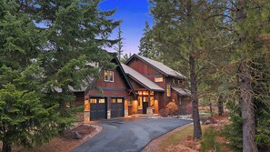 Exterior - Lux 5BR, Fairway View, GameRm, Firepit, ChefsKitch (Cle Elum)