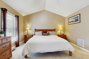 Fer et planche à repasser, accès Internet, draps fournis