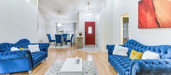 Extended Stay in Sugar Land! Family Home w/ Yard