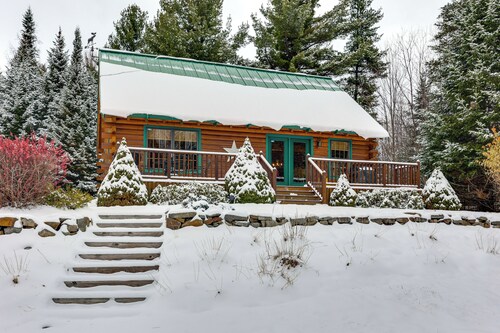 Game Room, Deck! Cozy Ski Cabin Near Sugarloaf