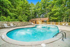 Indoor pool, a heated pool - Beautiful 2B/2B Harbor Springs Condo Just 6 Mi to Lake Michigan! (Harbor Springs)