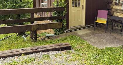 Wendover Apartment - Cozy Retreat at Wendover – Mountain Views | Sleeps 3