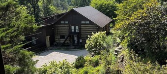 The Barn at Wendover - 4 BR 2 BA