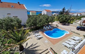 Pool - Stunning apartment in Rab (Rab)