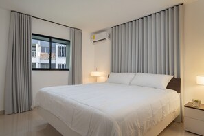 Blackout drapes, free WiFi - Plaza Colonial Residence By YellowKey (Santo Domingo)
