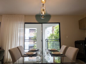Familie appartement | Dineren