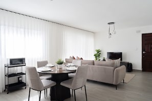 Family Apartment | Dining - Plaza Colonial Residence By YellowKey (Santo Domingo)