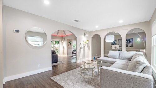 Smart Lights w/ Sleeping Quarters & Covered Patio