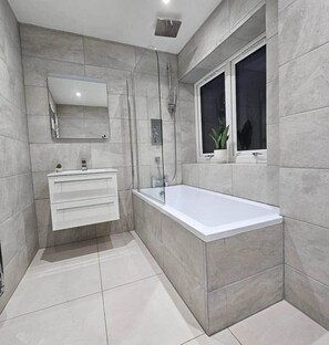 Savon, papier toilette
