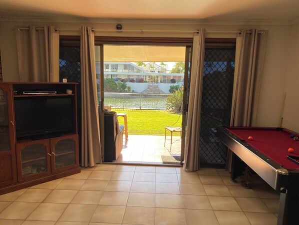 Shared Dormitory, 1 Bedroom, Smoking, Balcony | Living room