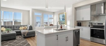 Zephyr | Rangeview | Garage | Office | Pets Ok