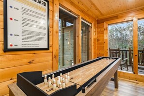 Games room - 5 min PF Parkway, New Cedar Hot Tub, Views, Game Room, Sleeps 16, Just Renovated (Pigeon Forge)