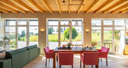 Ferienhaus „Zum Weiher“ - Ihr Rückzugsort in der Natur der Eifel (Hunde erlaubt)