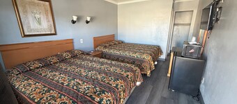 Harbor Inn