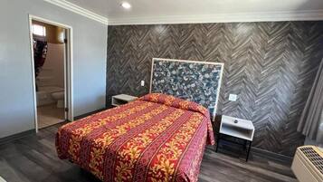Standard Double Room, 1 Queen Bed | Free WiFi