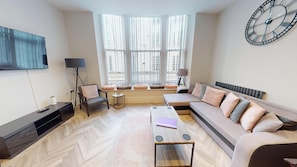 Living area - Stunning Apartment By The Sea (Brighton and Hove)