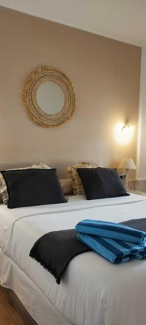 1 Schlafzimmer, Zimmersafe, Bügeleisen/Bügelbrett, kostenloses WLAN