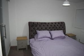 Internet, bed sheets