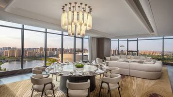 Soundproofing, bed sheets