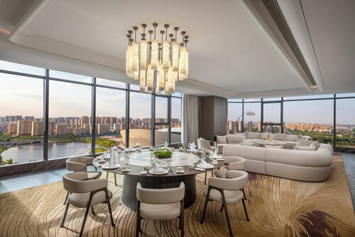 Crowne Plaza Linyi Olympic Sports Centre by IHG