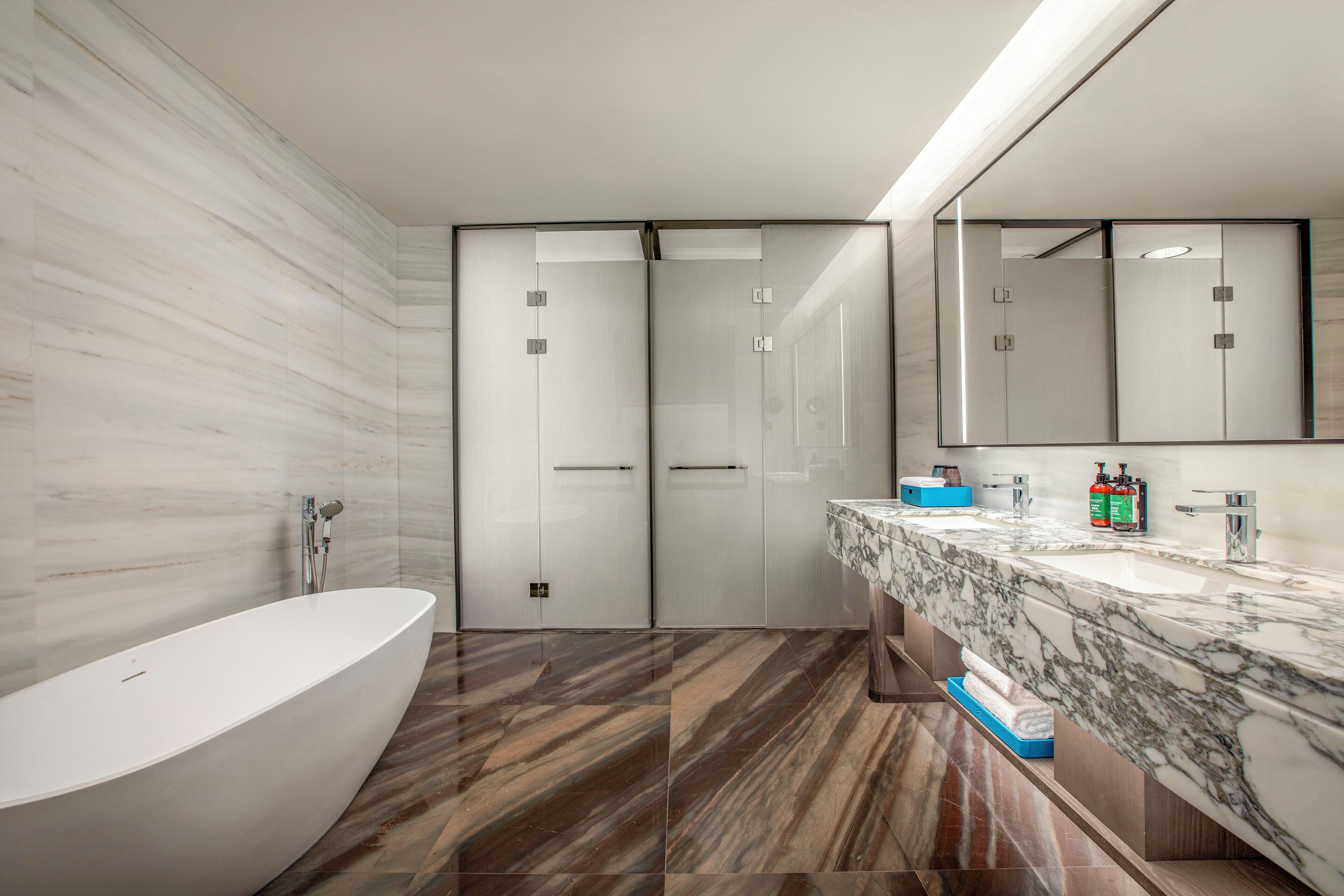 Premium-Zimmer, 1 King-Bett | Zimmerausstattung