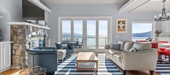 Lakefront luxury with dock and views near Gozzer