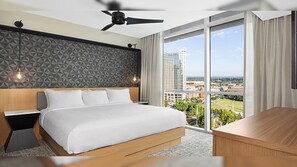 Room - Discover Southern Charm and Urban Excitement at Wyndham Atlanta – 1 Bd Deluxe (Atlanta)