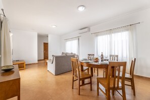 Interior - Villa Noa by Escape Home (Playa Blanca)