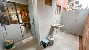 Ảnh chưa phân loại, 5 trong số 229 ảnh, nút