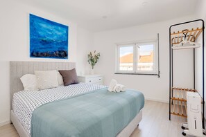 2 bedrooms, iron/ironing board, Internet, bed sheets - O NAVEGANTE - BY Y CONCEPT (Setúbal)
