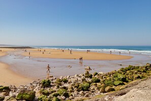 Beach nearby - Costa 27 Beach Apartment - By Y Concept (Almada)