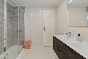 Hair dryer - Costa 27 Beach Apartment - By Y Concept (Almada)