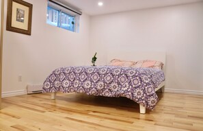 Fer et planche à repasser, Wi-Fi, literie fournie