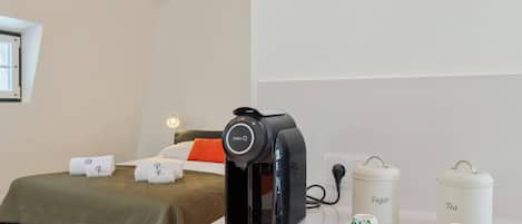 1 slaapkamer, een strijkplank/strijkijzer, internet, beddengoed