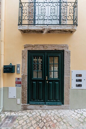 Exterior detail - JM Village - By Y Concept - Mosaico Apartment (Setúbal)