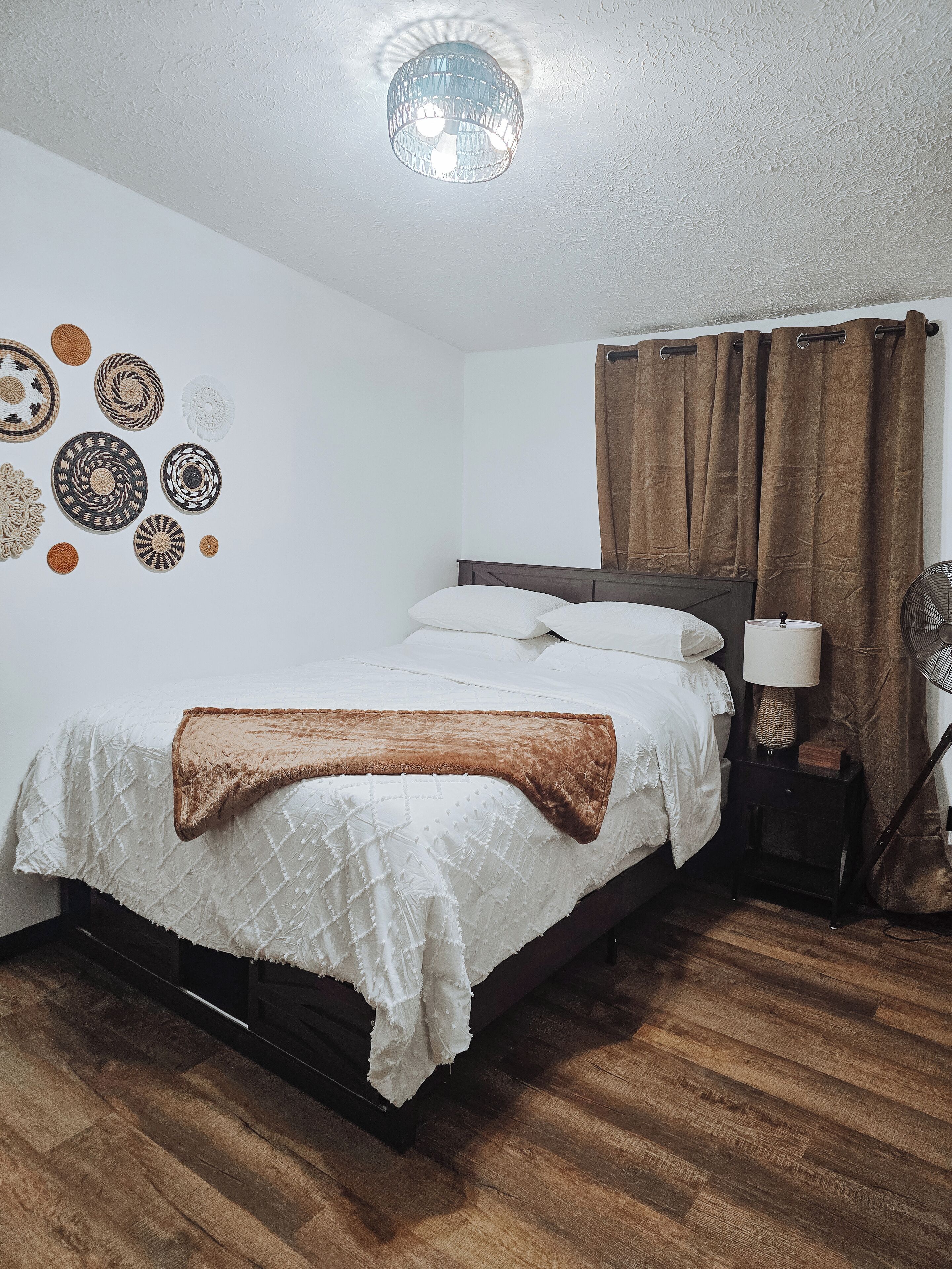 熨斗/熨衣板、WiFi、床单