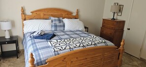 2 bedrooms, internet, bed sheets - Beautiful 2-bedroom Golf house in Green Valley perfect for relaxing getaway (Green Valley)