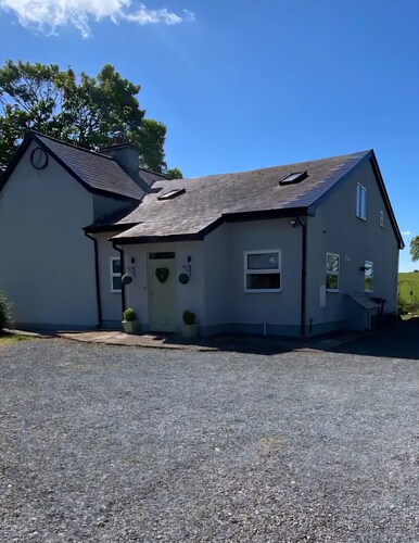 Countryside farmhouse, great for families in the heart of County Roscommon!